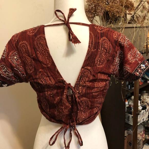 Hand Made embroidered shirt - Picture 5 of 10